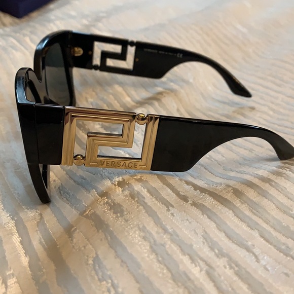 Versace sunglasses 4402 - Picture 2 of 11